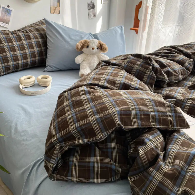 Blue/Brown Checkered Bedding Set